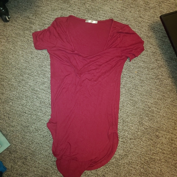 Red burgendy loose high low shirt - Picture 1 of 3